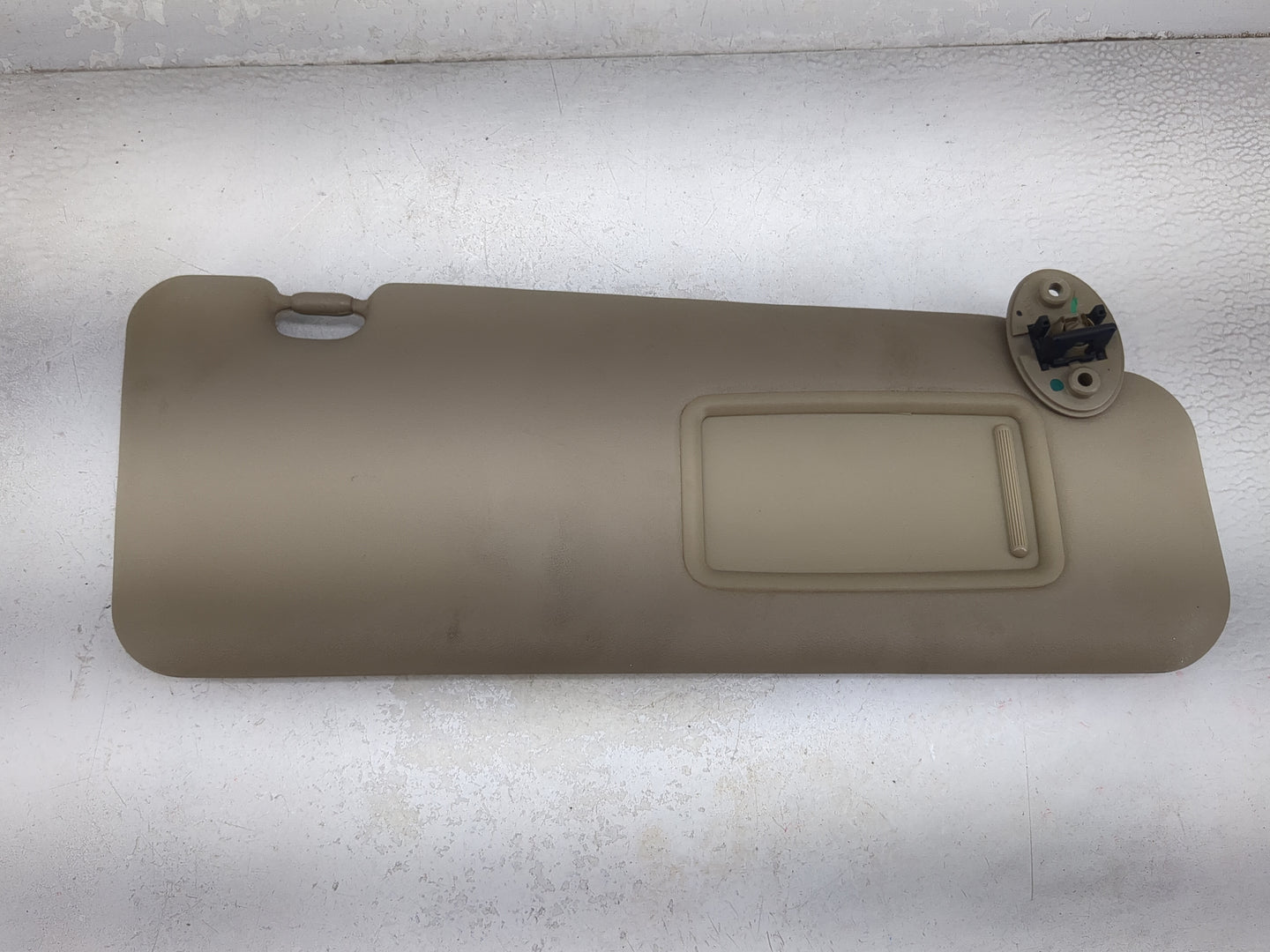 2011-2013 Toyota Highlander Sun Visor Shade Replacement Passenger Right Mirror Fits Fits 2011 2012 2013 OEM Used Auto Parts 