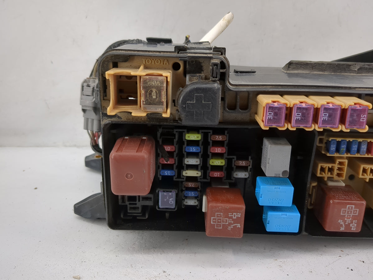 2011-2013 Toyota Highlander Fusebox Fuse Box Panel Relay Module P/N:82720-48160 Fits Fits 2011 2012 2013 OEM Used Auto Parts