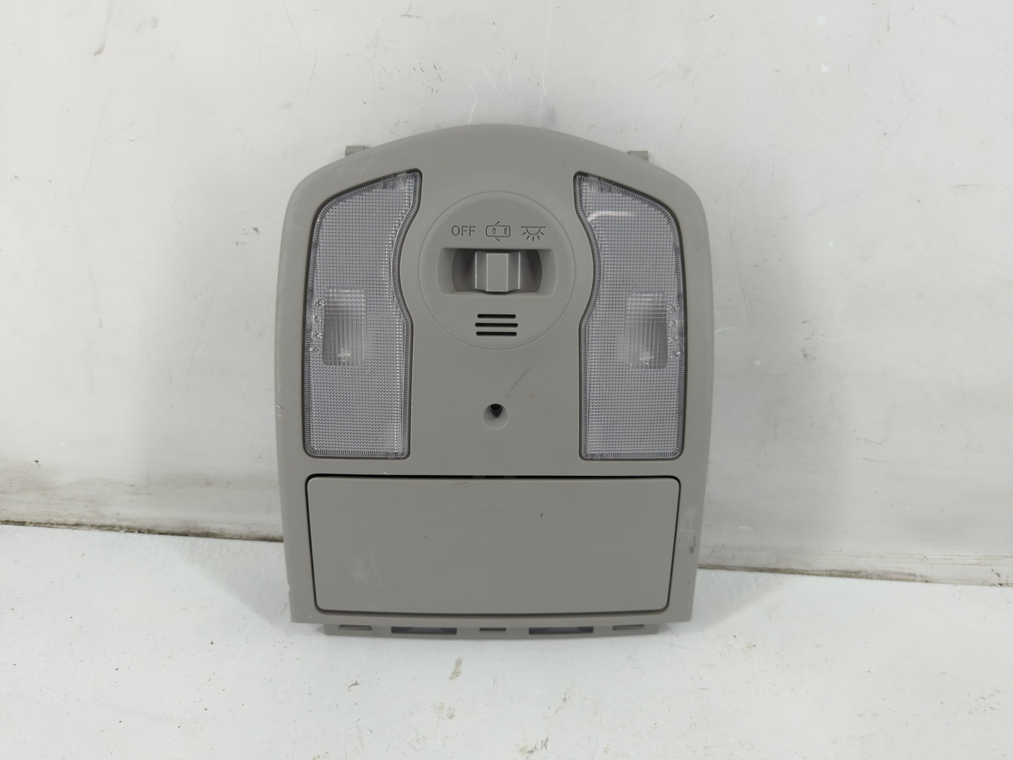 2011 Toyota Prius Overhead Roof Console - Oemusedautoparts1.com