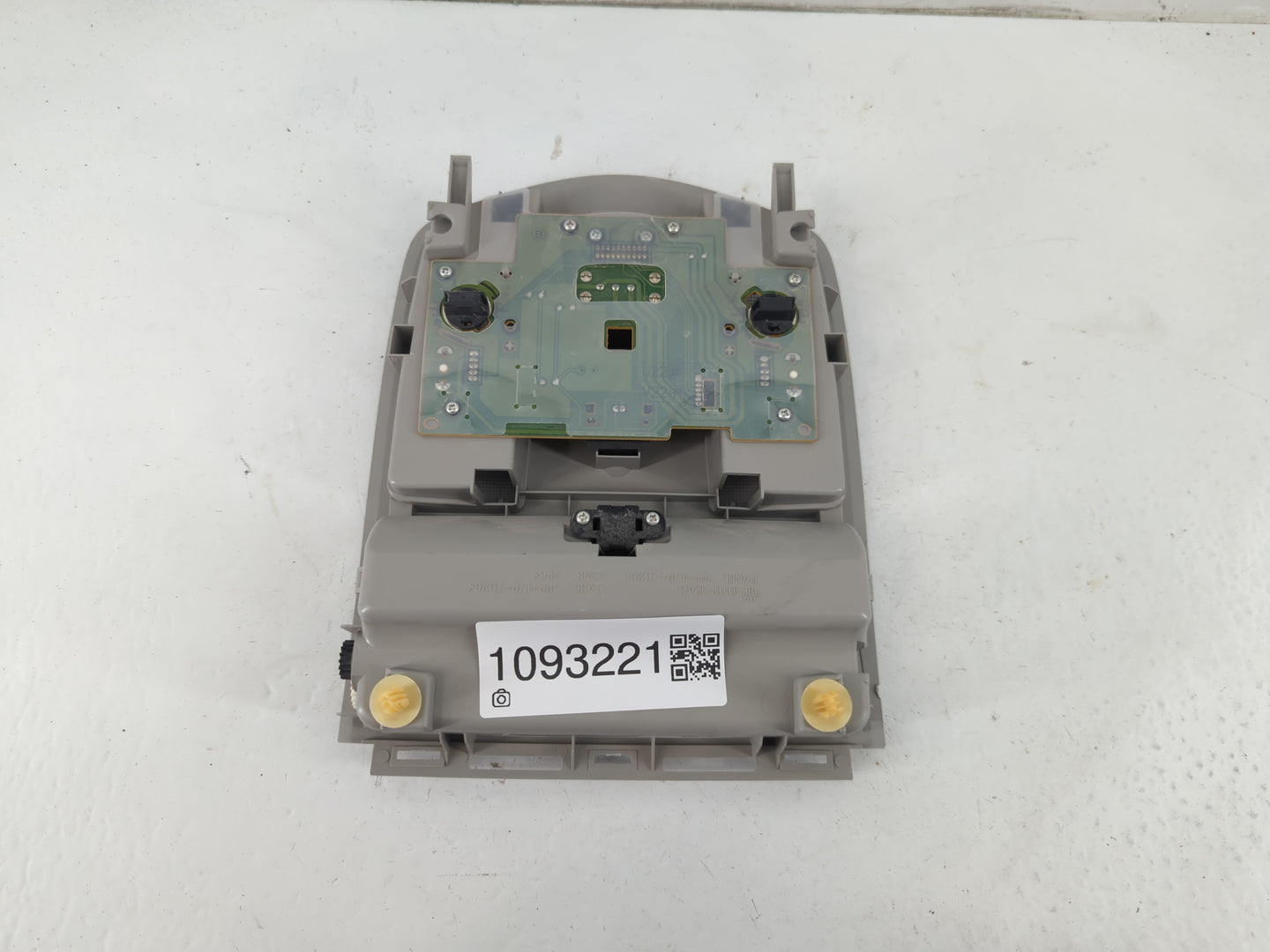 2011 Toyota Prius Overhead Roof Console - Oemusedautoparts1.com