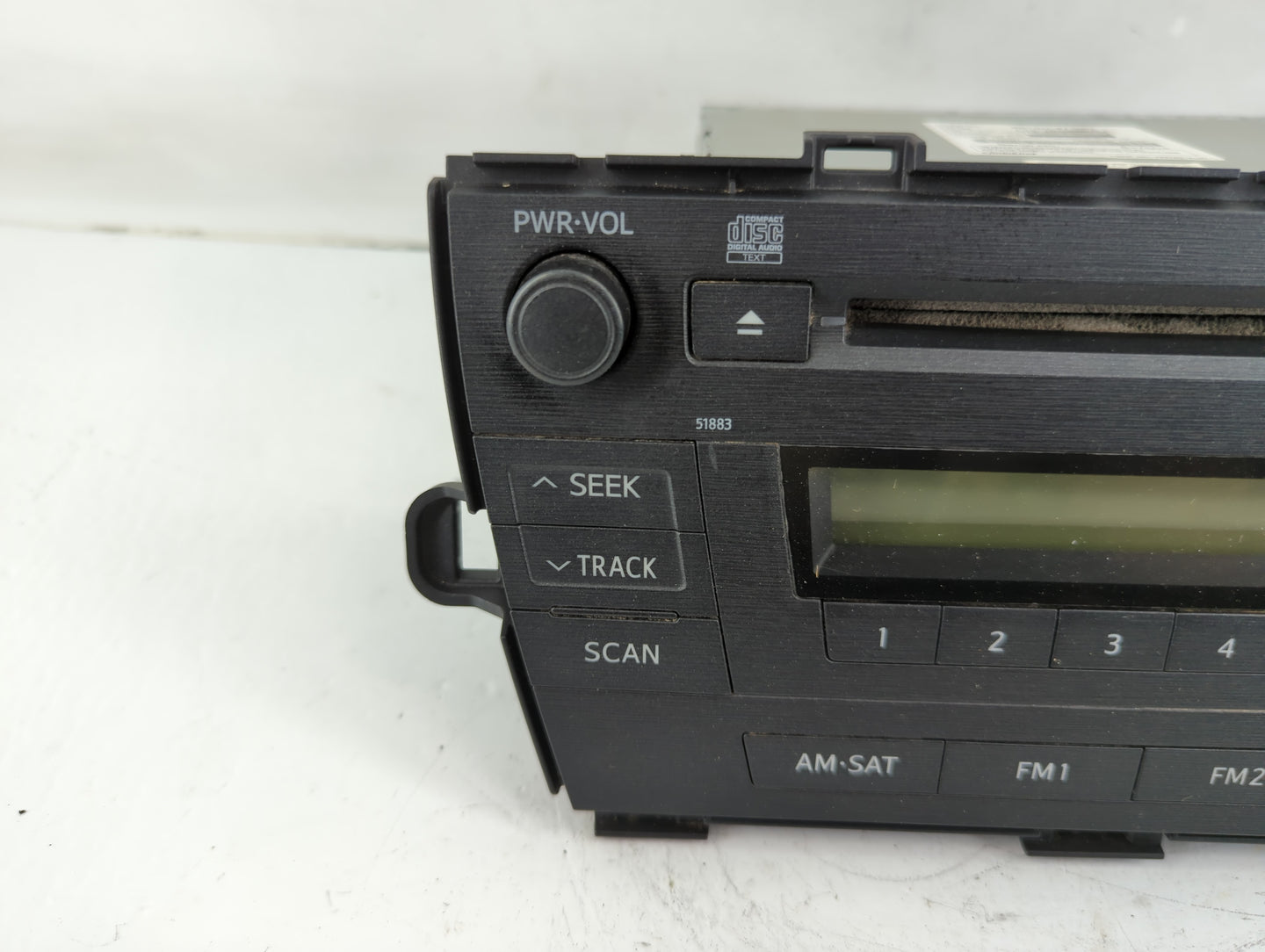 2010-2011 Toyota Prius Radio AM FM Cd Player Receiver Replacement P/N:86120-47290 Fits Fits 2010 2011 OEM Used Auto Parts - 