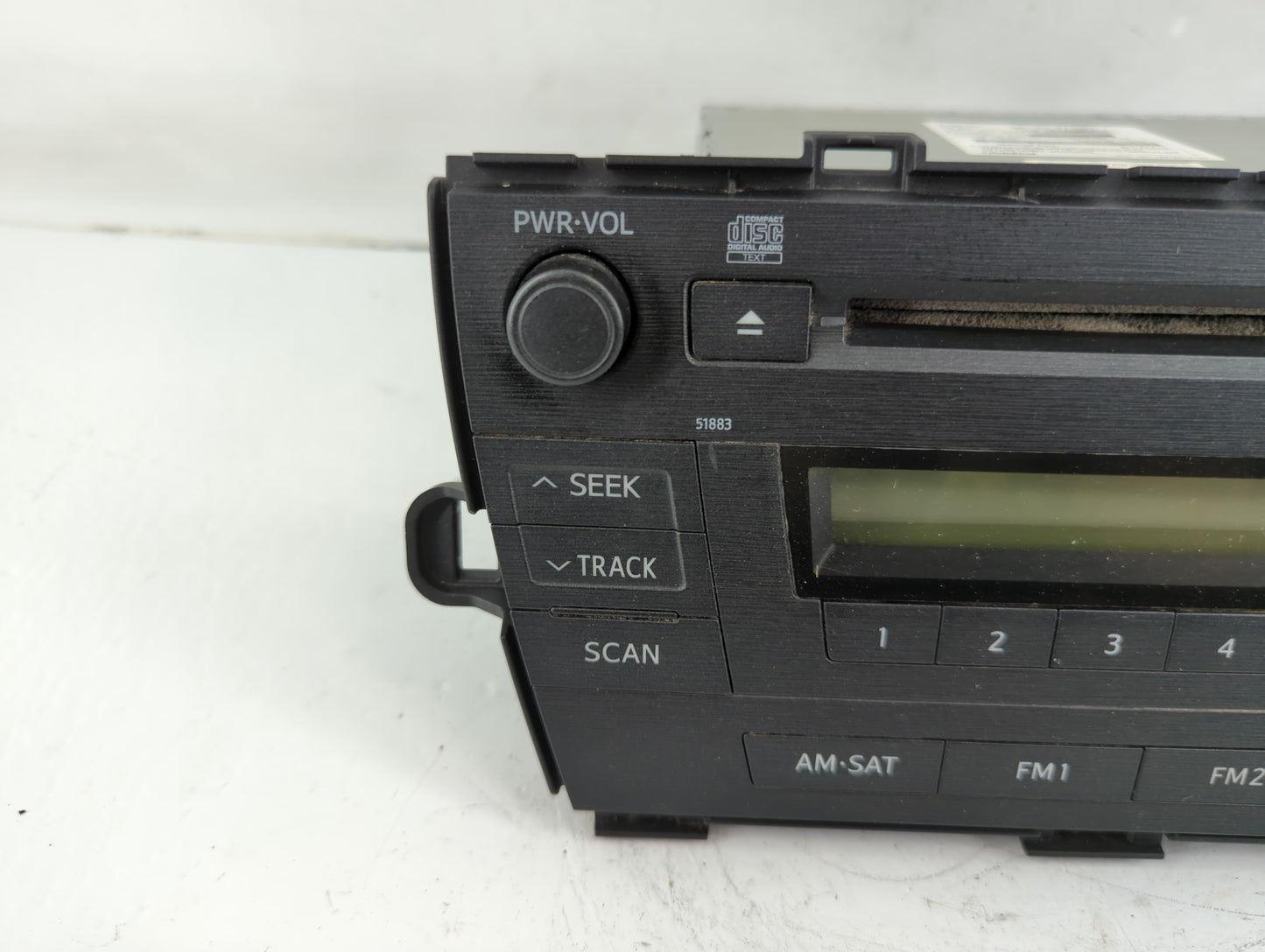 2010-2011 Toyota Prius Radio AM FM Cd Player Receiver Replacement P/N:86120-47290 Fits Fits 2010 2011 OEM Used Auto Parts - 