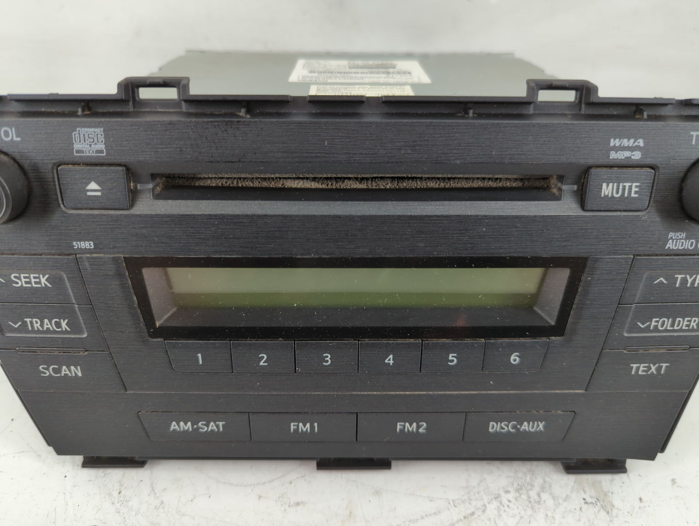 2010-2011 Toyota Prius Radio AM FM Cd Player Receiver Replacement P/N:86120-47290 Fits Fits 2010 2011 OEM Used Auto Parts - 