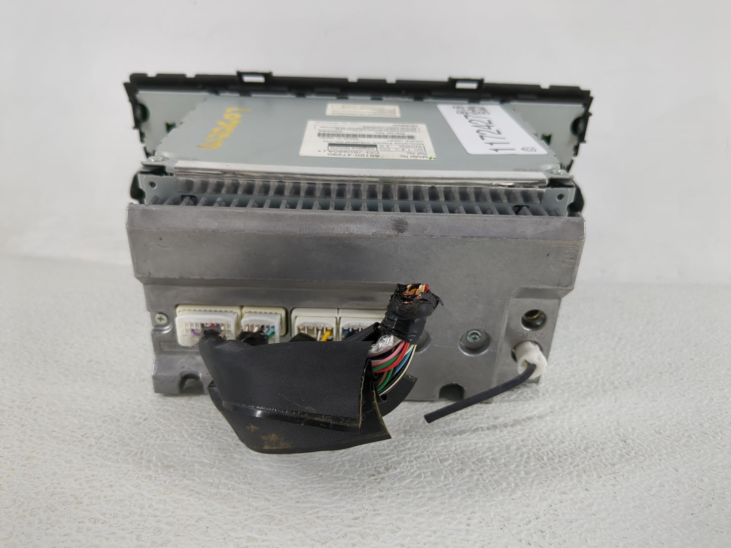 2010-2011 Toyota Prius Radio AM FM Cd Player Receiver Replacement P/N:86120-47290 Fits Fits 2010 2011 OEM Used Auto Parts - 