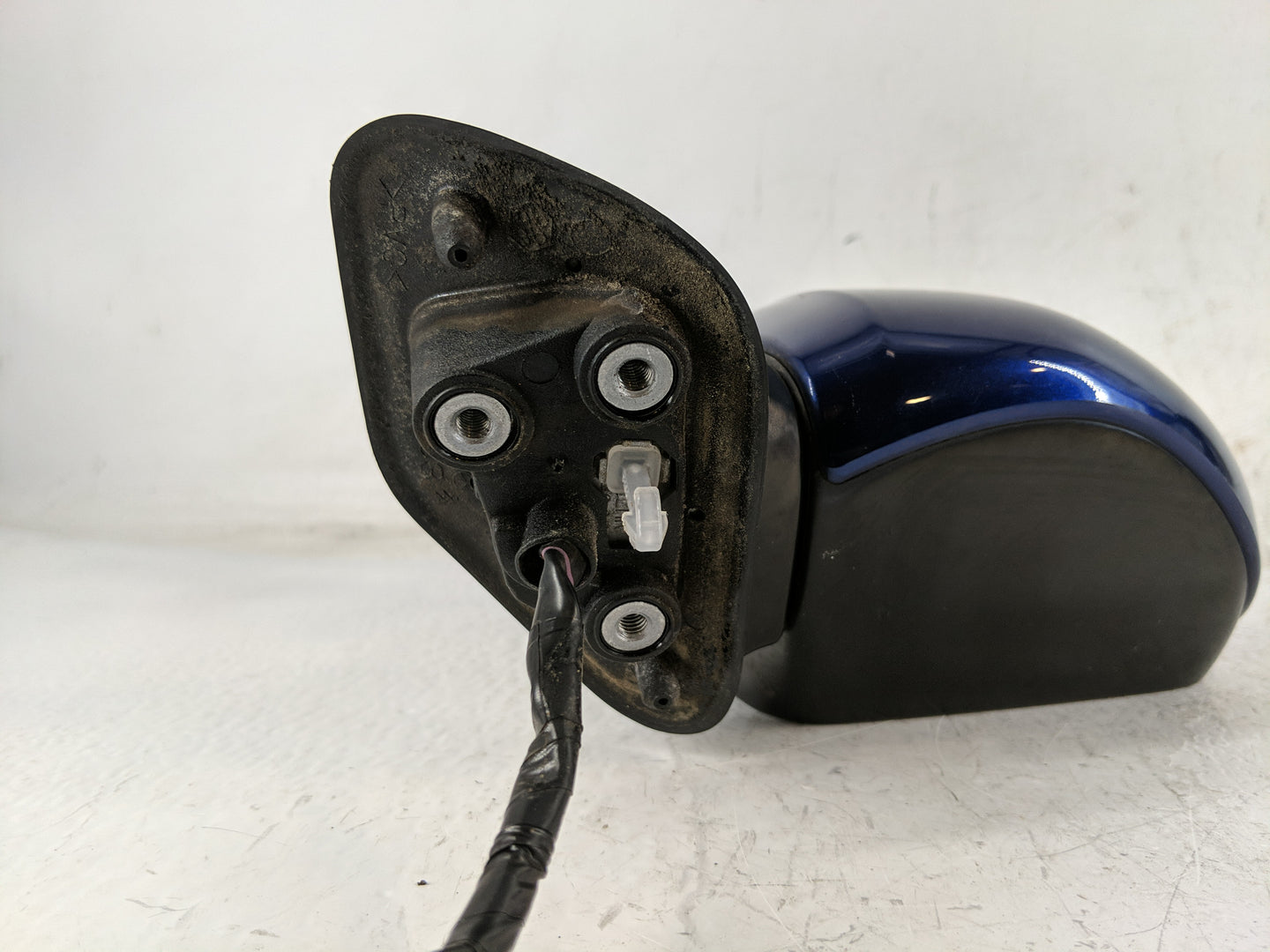 2010-2015 Toyota Prius Side Mirror Replacement Passenger Right View Door Mirror P/N:E4022865 Fits OEM Used Auto Parts - Oemu