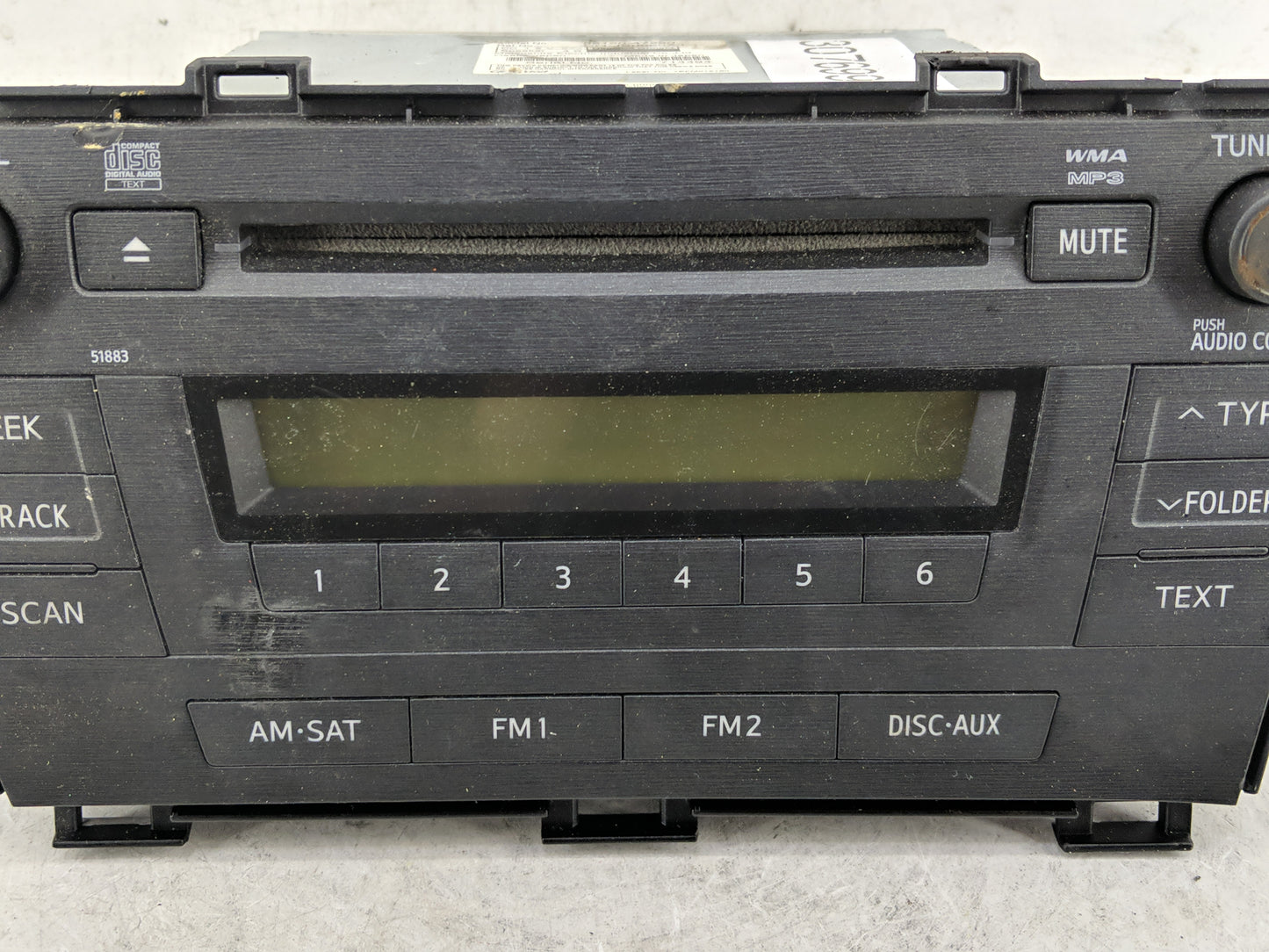 2010-2011 Toyota Prius Radio AM FM Cd Player Receiver Replacement P/N:86120-47290 Fits Fits 2010 2011 OEM Used Auto Parts - 
