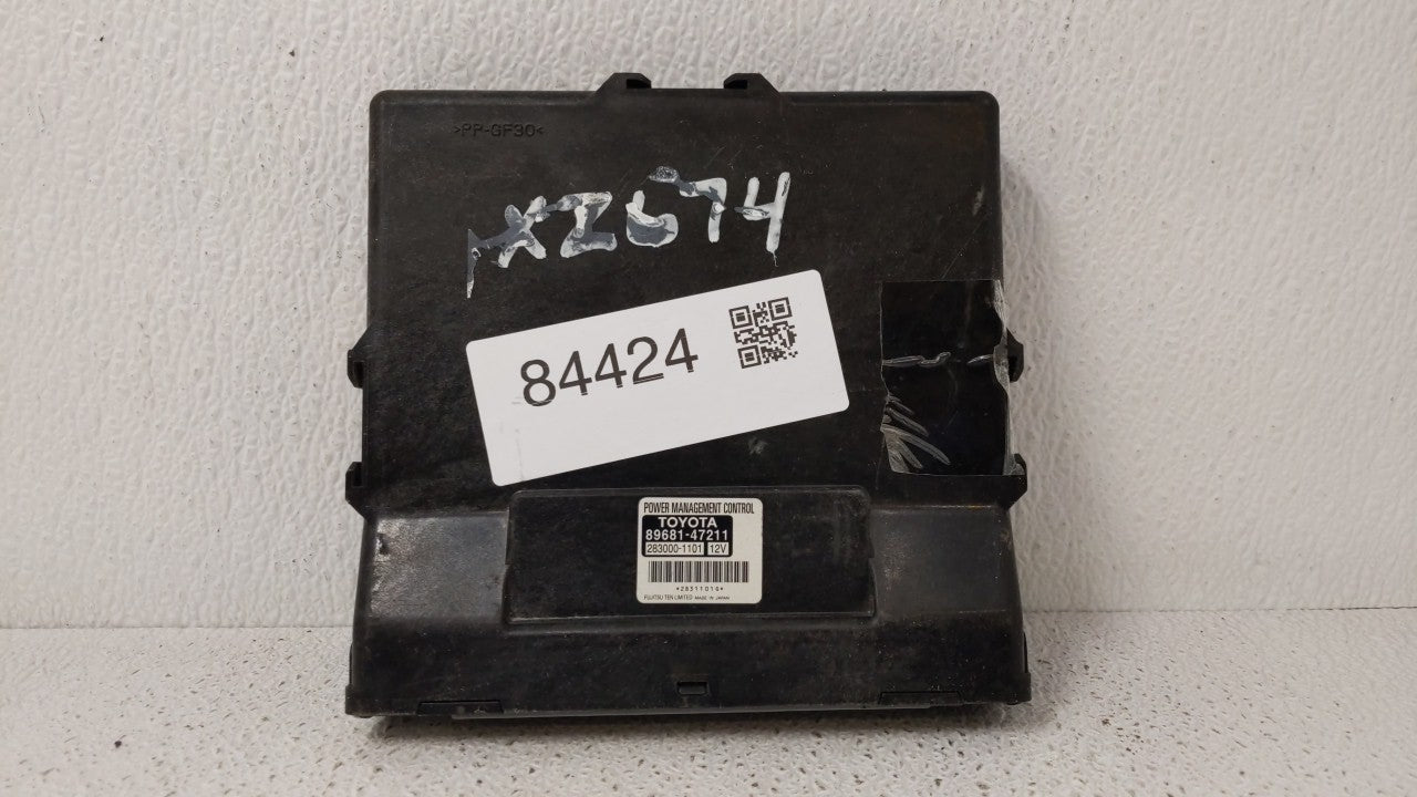 2011 Toyota Prius PCM Engine Control Computer ECU ECM PCU OEM P/N:89661-47390,89681-47211 89661-47390 Fits OEM Used Auto Par