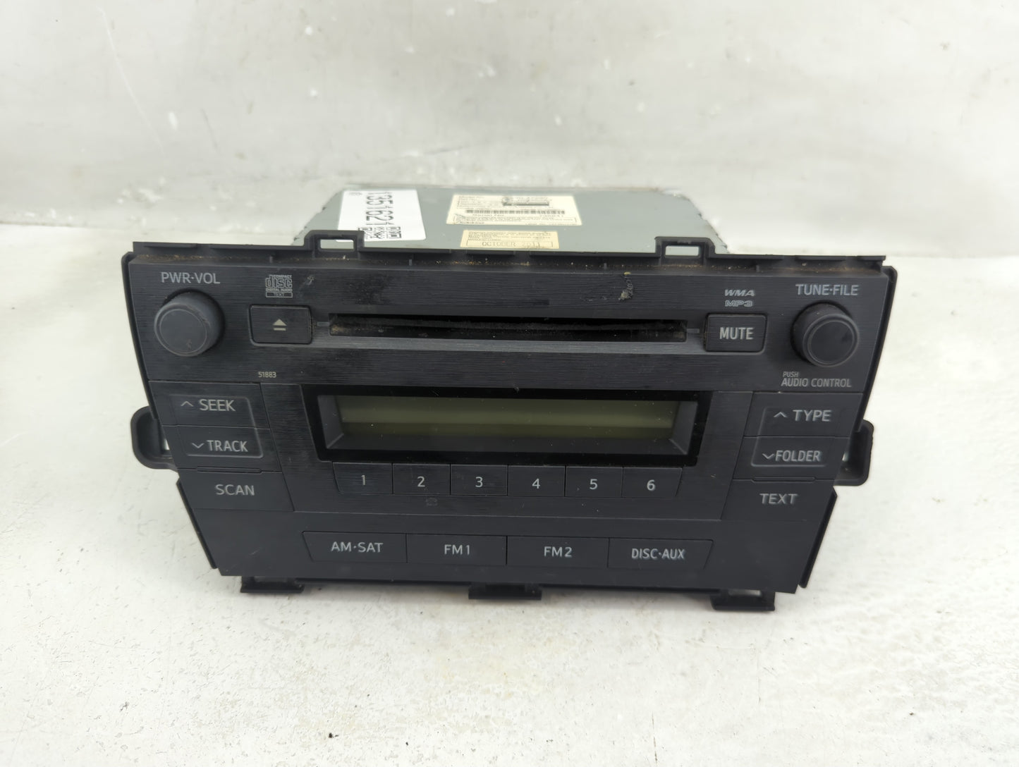 2010-2011 Toyota Prius Radio AM FM Cd Player Receiver Replacement P/N:86120-47290 Fits Fits 2010 2011 OEM Used Auto Parts - 
