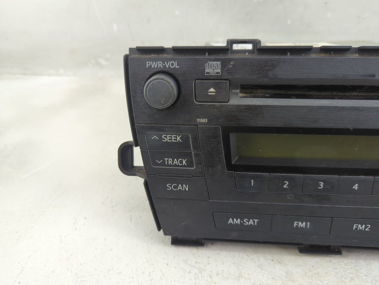 2010-2011 Toyota Prius Radio AM FM Cd Player Receiver Replacement P/N:86120-47290 Fits Fits 2010 2011 OEM Used Auto Parts - 