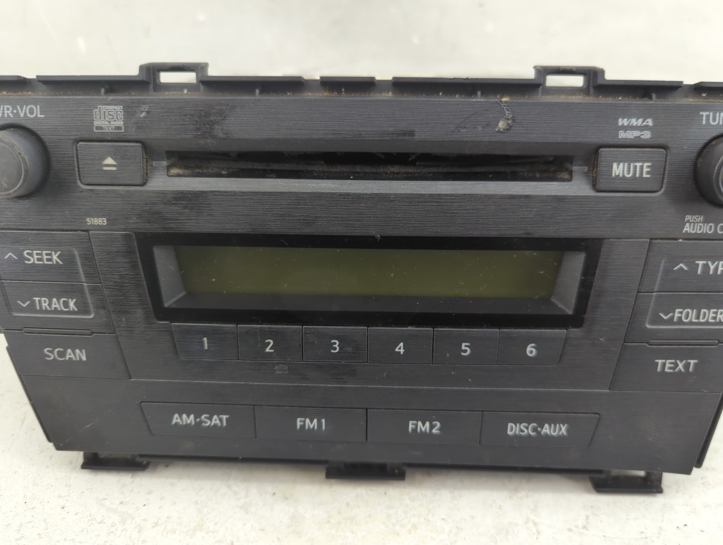 2010-2011 Toyota Prius Radio AM FM Cd Player Receiver Replacement P/N:86120-47290 Fits Fits 2010 2011 OEM Used Auto Parts - 