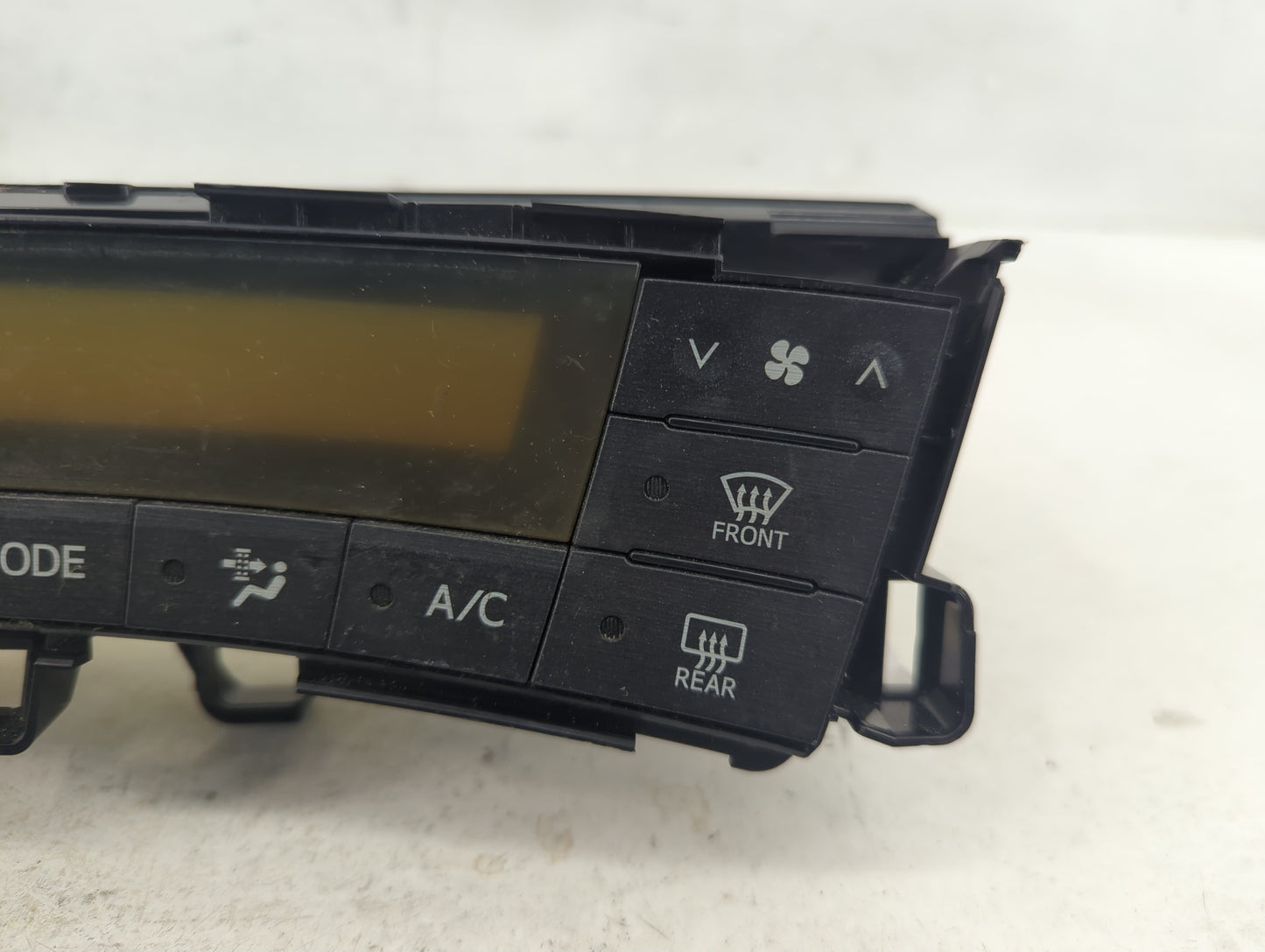2010-2011 Toyota Prius Climate Control Module Temperature AC/Heater Replacement P/N:75D726 Fits Fits 2010 2011 OEM Used Auto