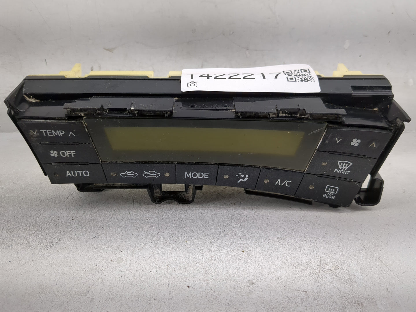 2010-2011 Toyota Prius Climate Control Module Temperature AC/Heater Replacement P/N:75D726 Fits Fits 2010 2011 OEM Used Auto