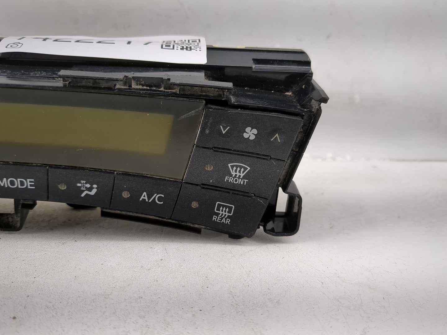 2010-2011 Toyota Prius Climate Control Module Temperature AC/Heater Replacement P/N:75D726 Fits Fits 2010 2011 OEM Used Auto