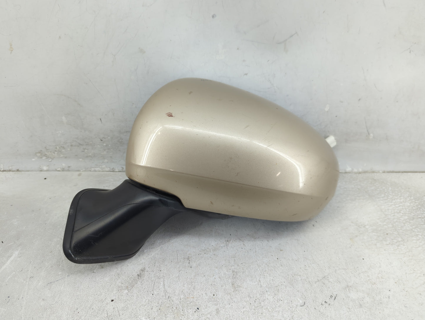 2010-2015 Toyota Prius Driver Side View Mirror - Left Door Mirror OEM Used - Oemusedautoparts1.com