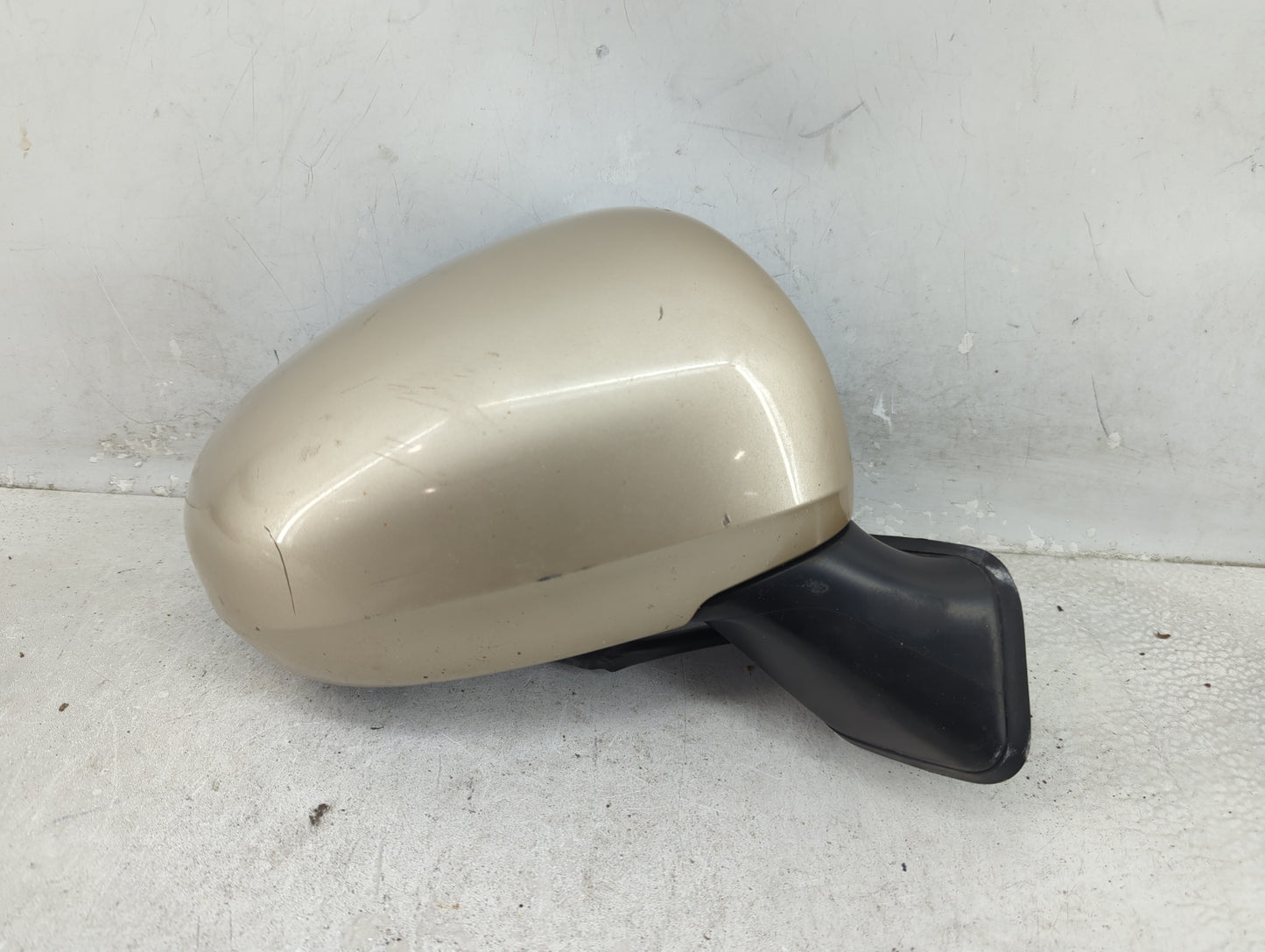 2010-2015 Toyota Prius Passenger Side View Mirror - Right Door Mirror OEM Used - Oemusedautoparts1.com