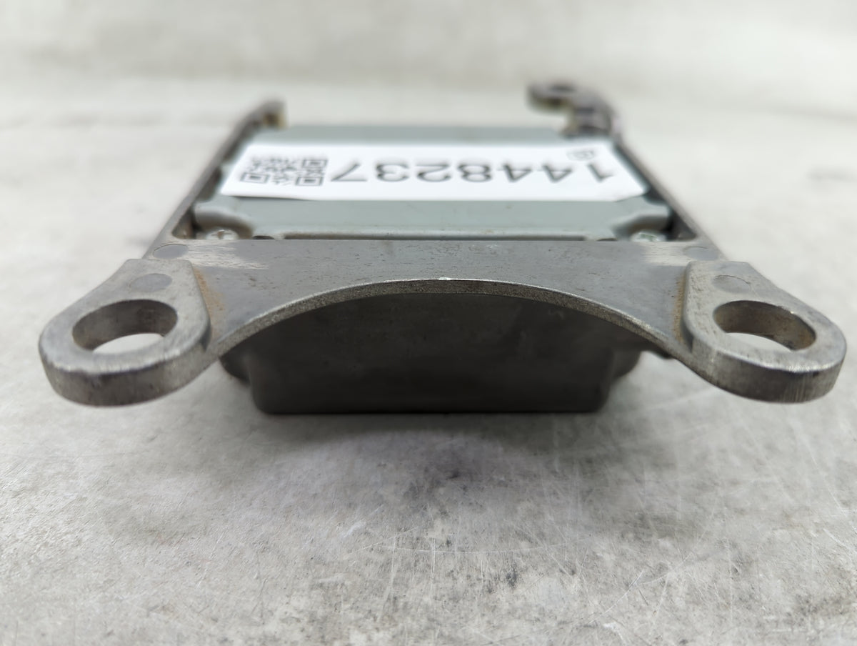 2010-2012 Toyota Prius Safety Restraint Srs Airbag Control Module - Oemusedautoparts1.com