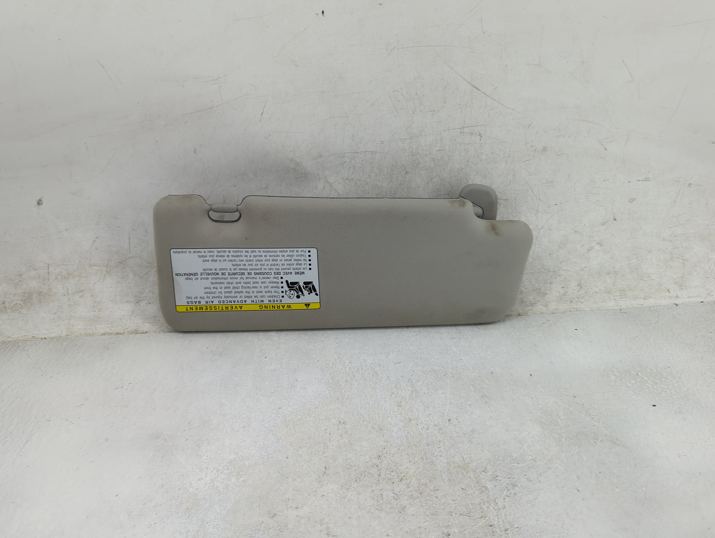 2010-2011 Toyota Prius Sun Visor Shade Replacement Driver Left Mirror Fits Fits 2010 2011 OEM Used Auto Parts - Oemusedautop