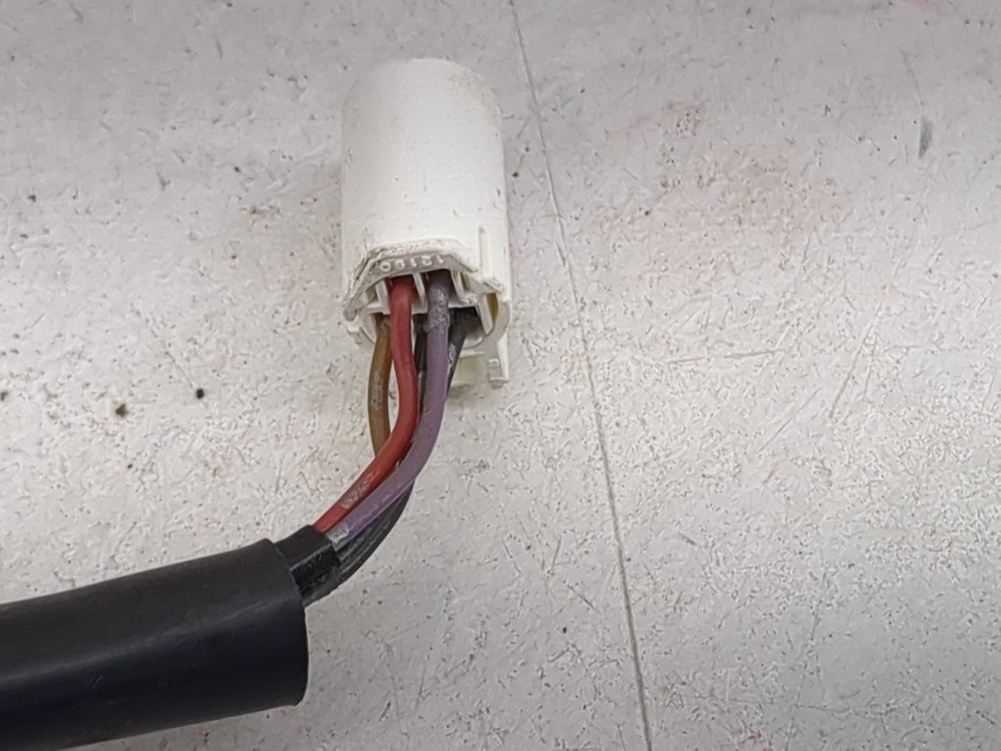 2010-2015 Toyota Prius Passenger Side View Mirror - Right Door Mirror OEM Used - Oemusedautoparts1.com
