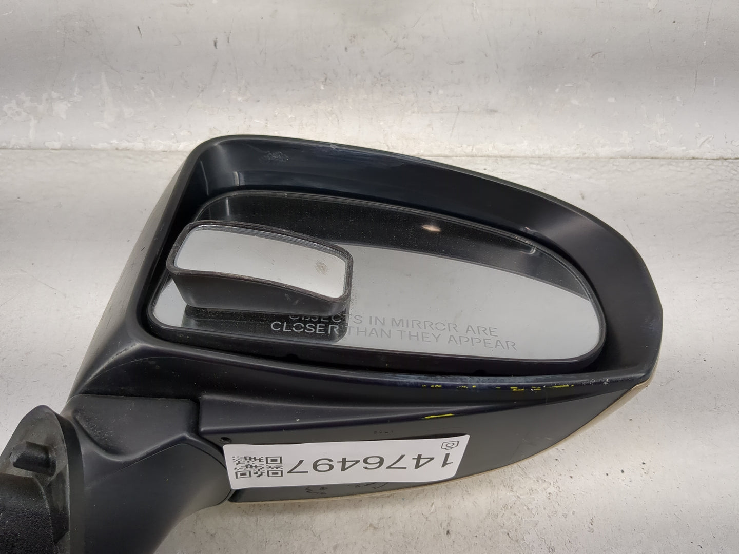 2010-2015 Toyota Prius Passenger Side View Mirror - Right Door Mirror OEM Used - Oemusedautoparts1.com