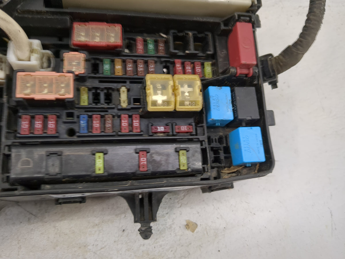 2011 Toyota Prius Fusebox Fuse Box Panel Relay Module P/N:82641-47Q90 82741-47090 Fits OEM Used Auto Parts - Oemusedautopart