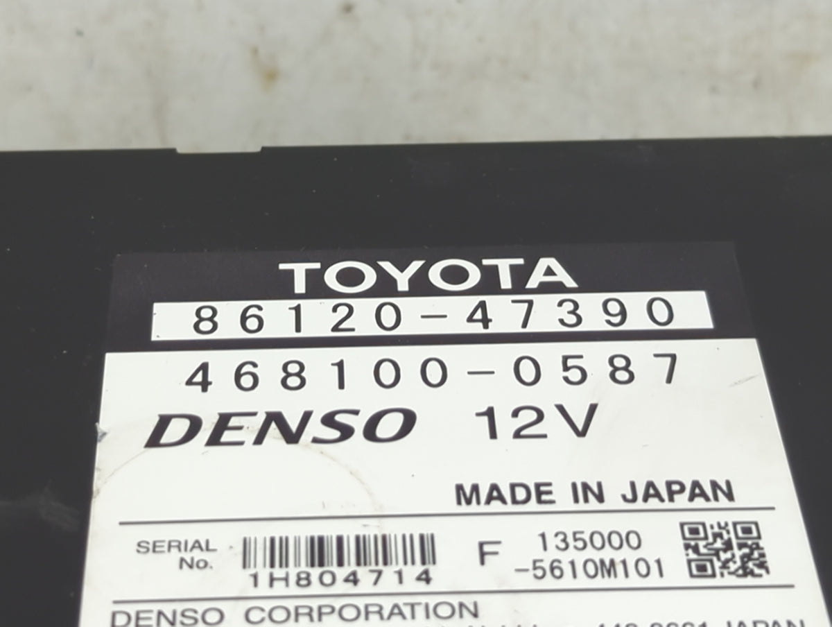 2010-2011 Toyota Prius Radio AM FM Cd Player Receiver Replacement P/N:86120-47390 468100-0587 Fits Fits 2010 2011 OEM Used A