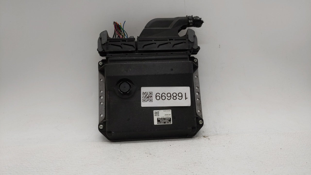 2011 Toyota Prius PCM Engine Control Computer ECU ECM PCU OEM P/N:89661-47390 89681-47211 Fits OEM Used Auto Parts - Oemused
