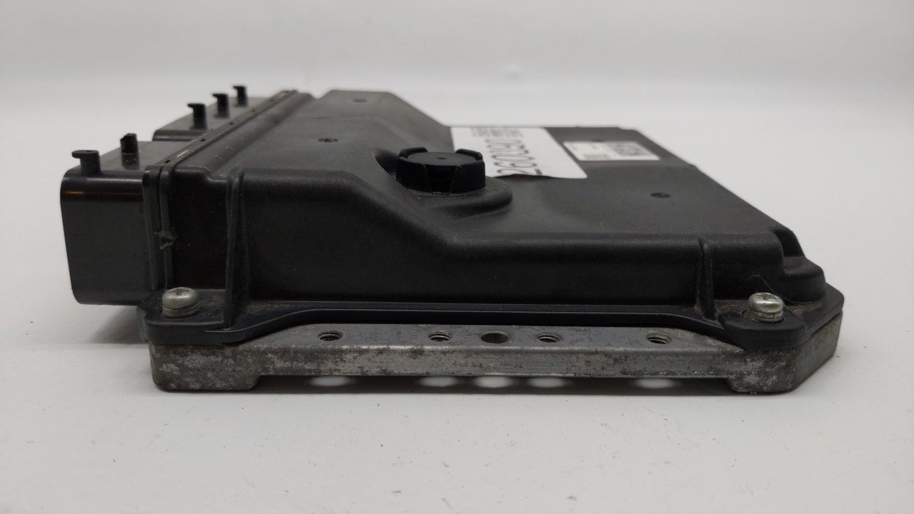 2011 Toyota Prius PCM Engine Control Computer ECU ECM PCU OEM P/N:89661-47390 89681-47211 Fits OEM Used Auto Parts - Oemused