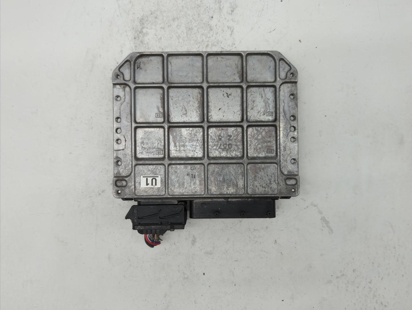 2011 Toyota Prius PCM Engine Control Computer ECU ECM PCU OEM P/N:89661-47390 89681-47211 Fits OEM Used Auto Parts - Oemused
