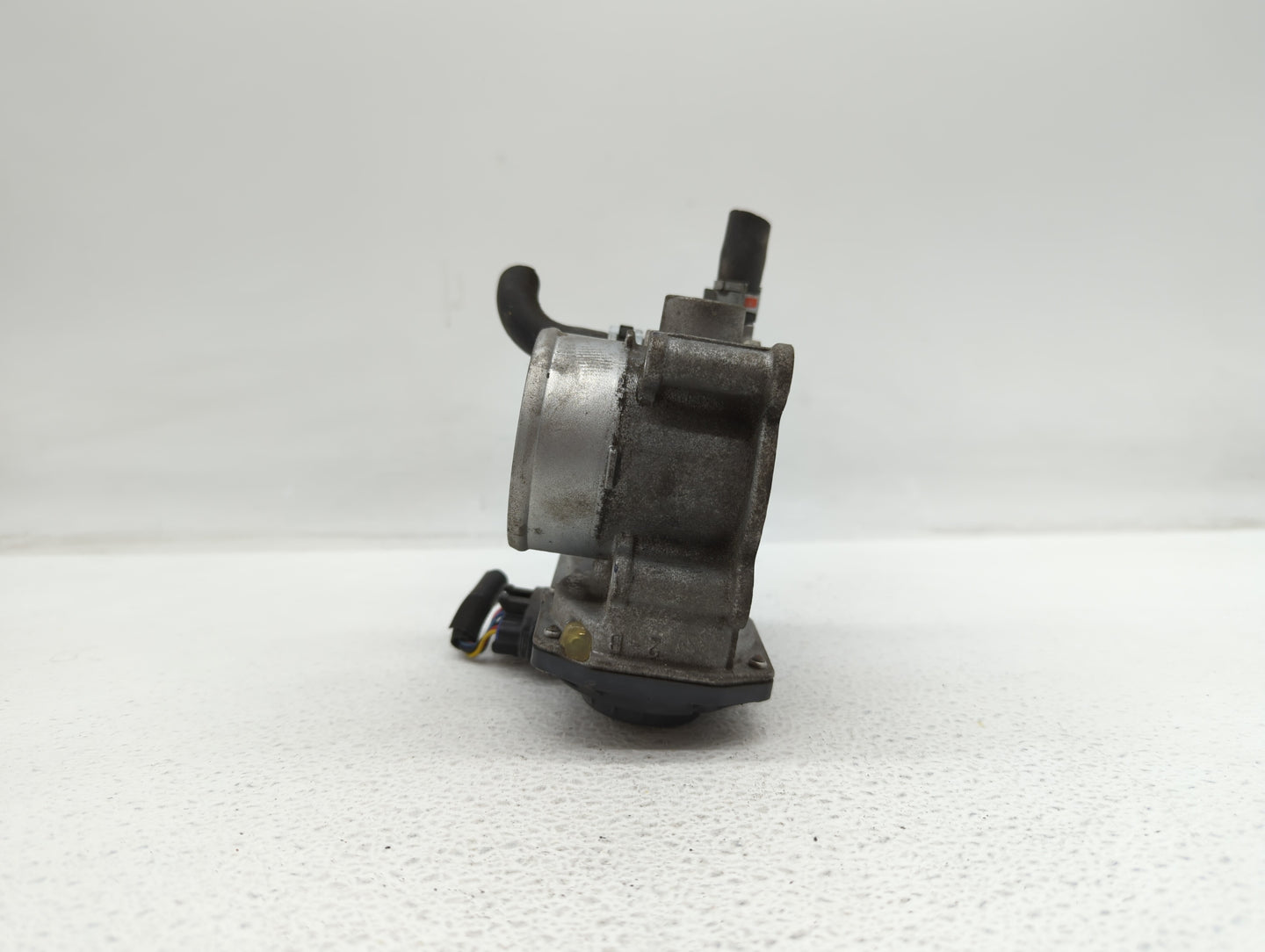 2010-2022 Toyota Prius Throttle Body P/N:22030-37060 Fits Fits 2010 2011 2012 2013 2014 2015 2016 2017 2018 2019 2020 2021 2