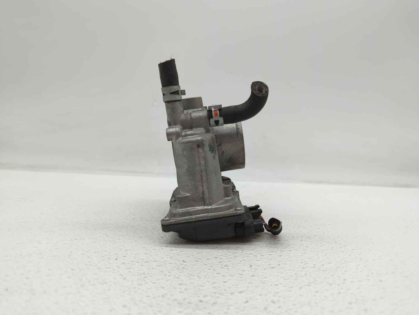 2010-2022 Toyota Prius Throttle Body P/N:22030-37060 Fits Fits 2010 2011 2012 2013 2014 2015 2016 2017 2018 2019 2020 2021 2