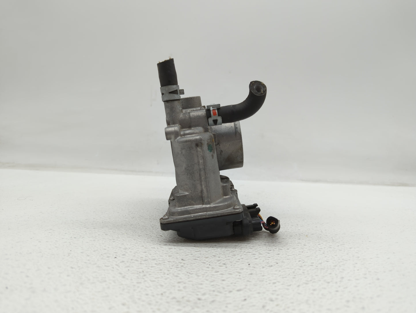 2010-2022 Toyota Prius Throttle Body P/N:22030-37060 Fits Fits 2010 2011 2012 2013 2014 2015 2016 2017 2018 2019 2020 2021 2