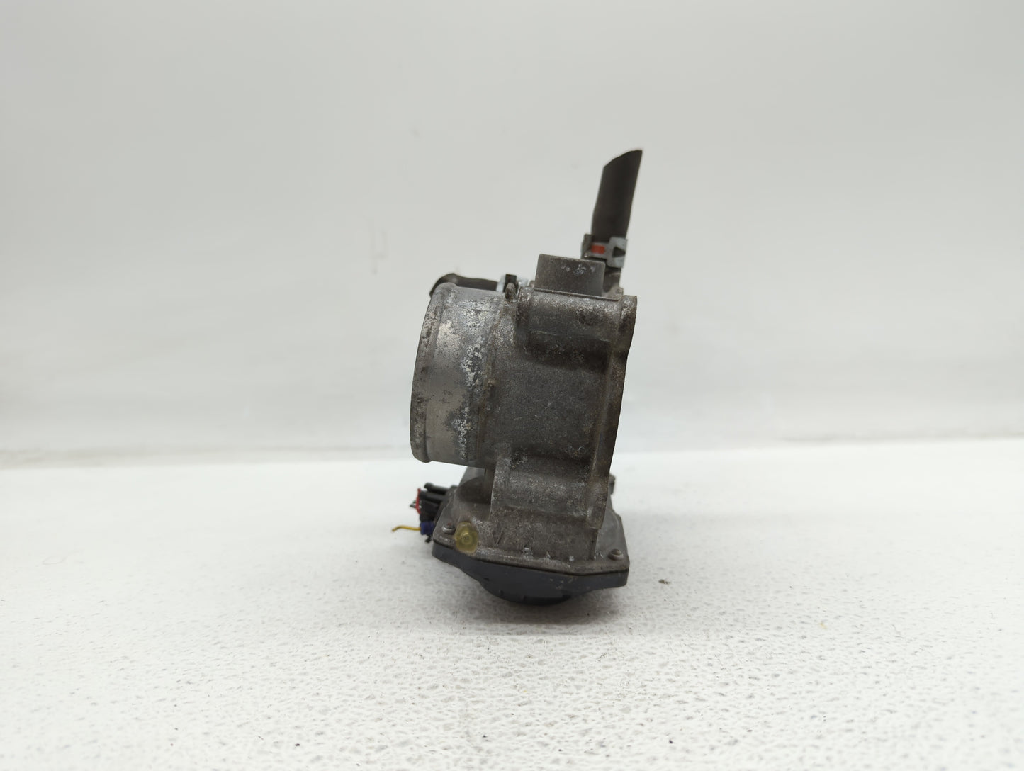 2010-2018 Toyota Prius Throttle Body P/N:22030-37060 Fits Fits 2010 2011 2012 2013 2014 2015 2016 2017 2018 OEM Used Auto Pa