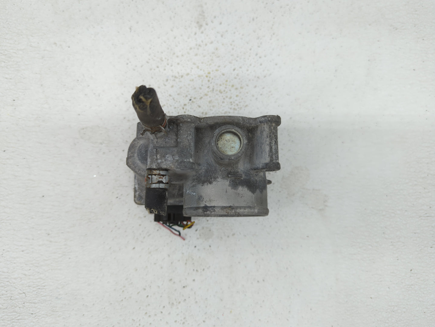 2010-2022 Toyota Prius Throttle Body P/N:22030-37060 Fits Fits 2010 2011 2012 2013 2014 2015 2016 2017 2018 2019 2020 2021 2