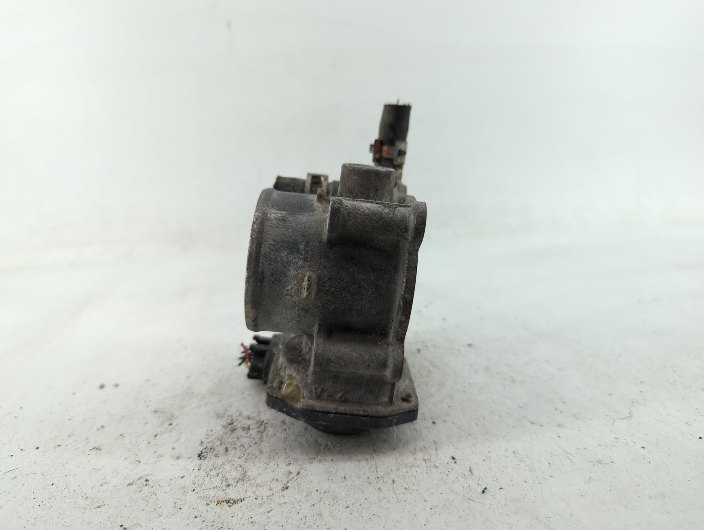 2010-2022 Toyota Prius Throttle Body P/N:22030-37060 Fits Fits 2010 2011 2012 2013 2014 2015 2016 2017 2018 2019 2020 2021 2