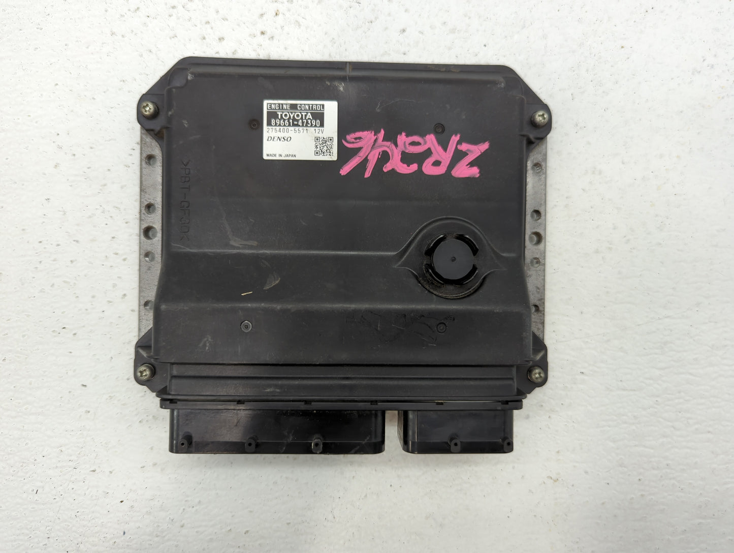 2011 Toyota Prius PCM Engine Control Computer ECU ECM PCU OEM P/N:89661-47390 89681-47211 Fits OEM Used Auto Parts - Oemused