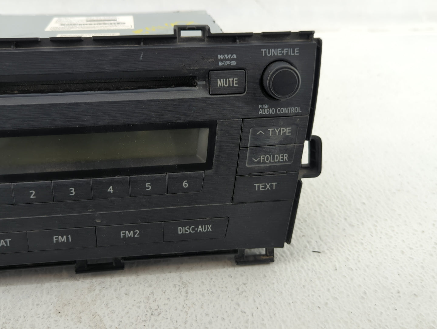 2010-2011 Toyota Prius Radio AM FM Cd Player Receiver Replacement P/N:86120-47290 Fits Fits 2010 2011 OEM Used Auto Parts - 