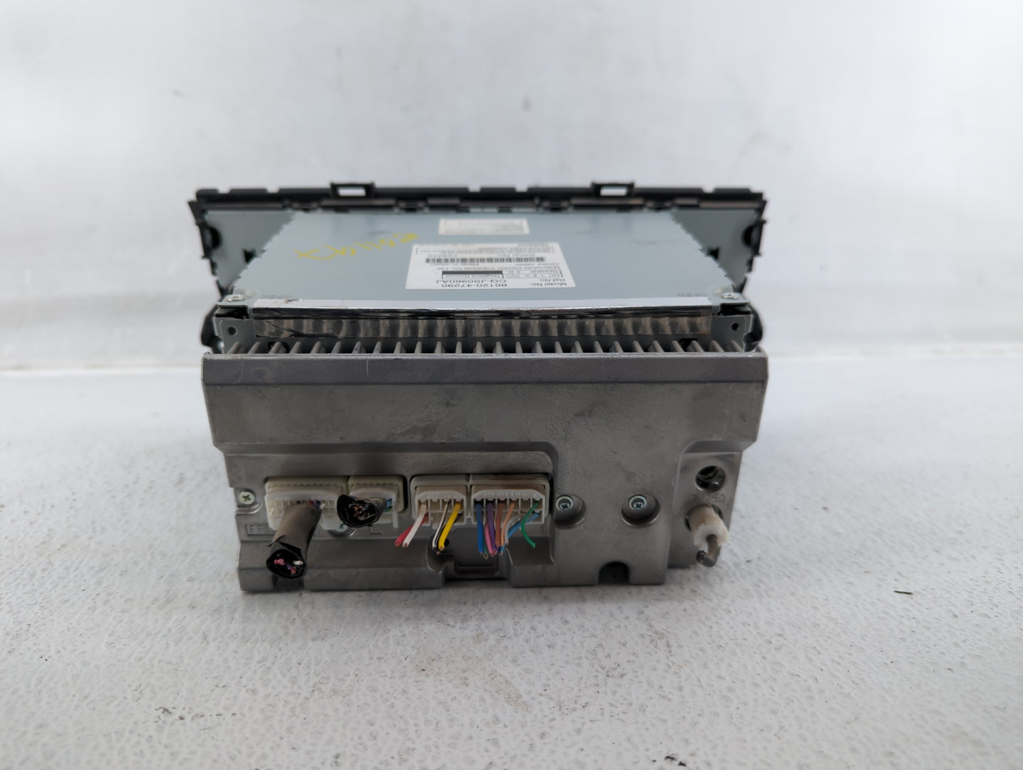 2010-2011 Toyota Prius Radio AM FM Cd Player Receiver Replacement P/N:86120-47290 Fits Fits 2010 2011 OEM Used Auto Parts - 