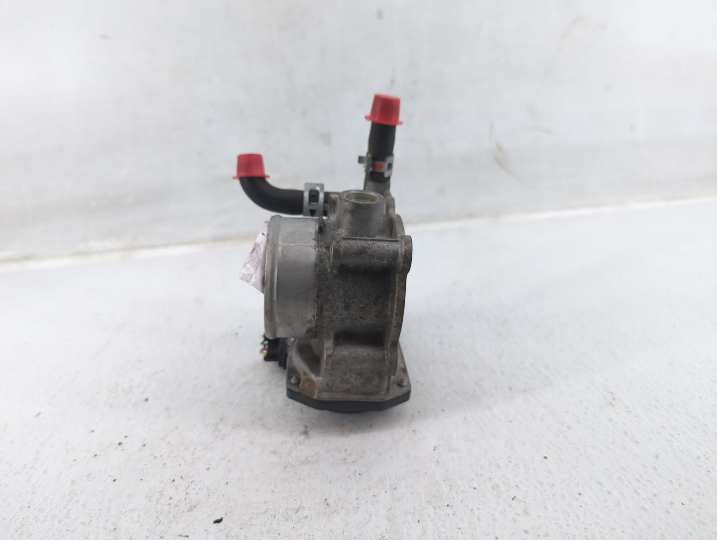 2010-2022 Toyota Prius Throttle Body P/N:22030-37060 Fits Fits 2010 2011 2012 2013 2014 2015 2016 2017 2018 2019 2020 2021 2