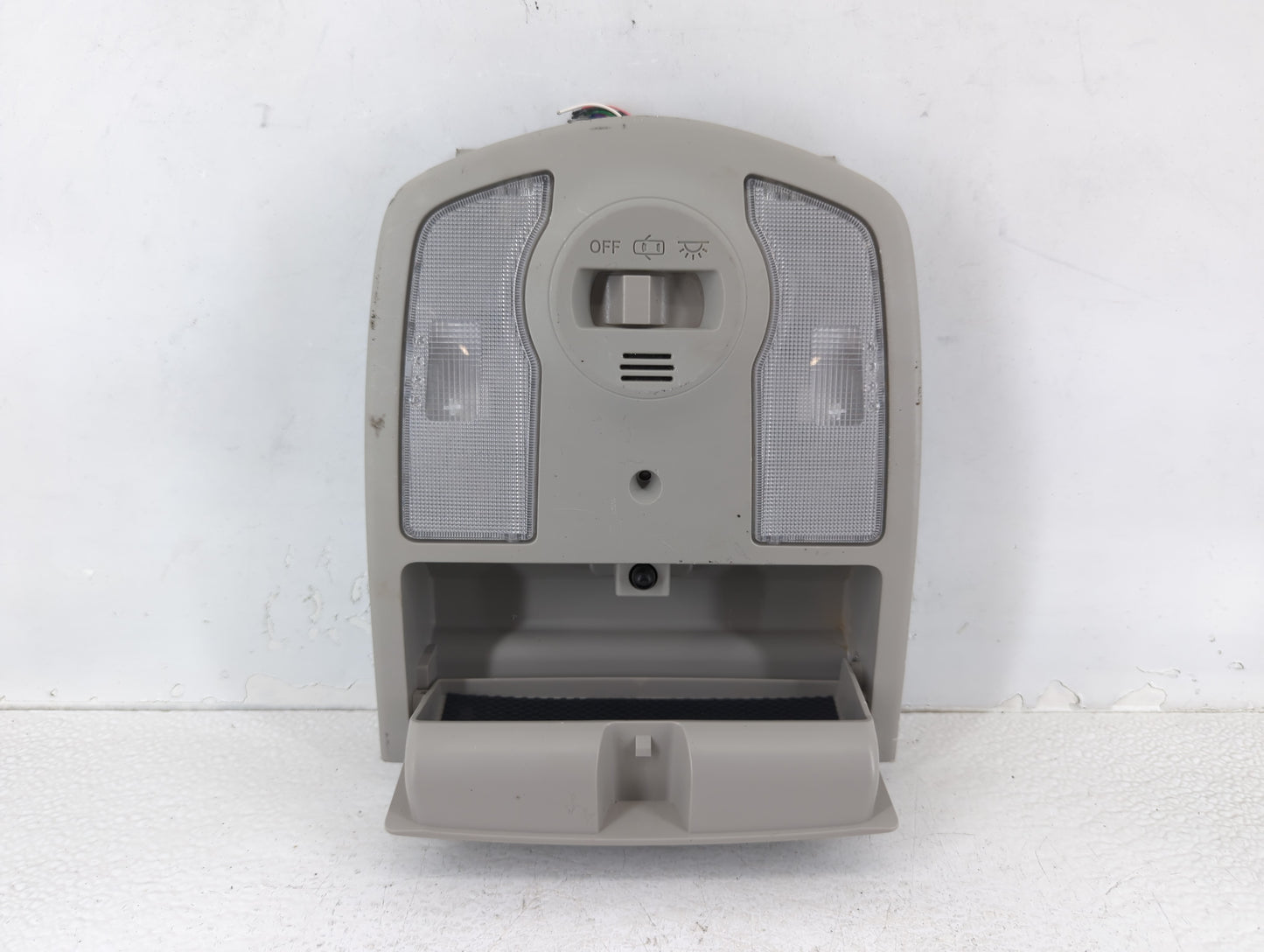 2011 Toyota Prius Overhead Roof Console - Oemusedautoparts1.com