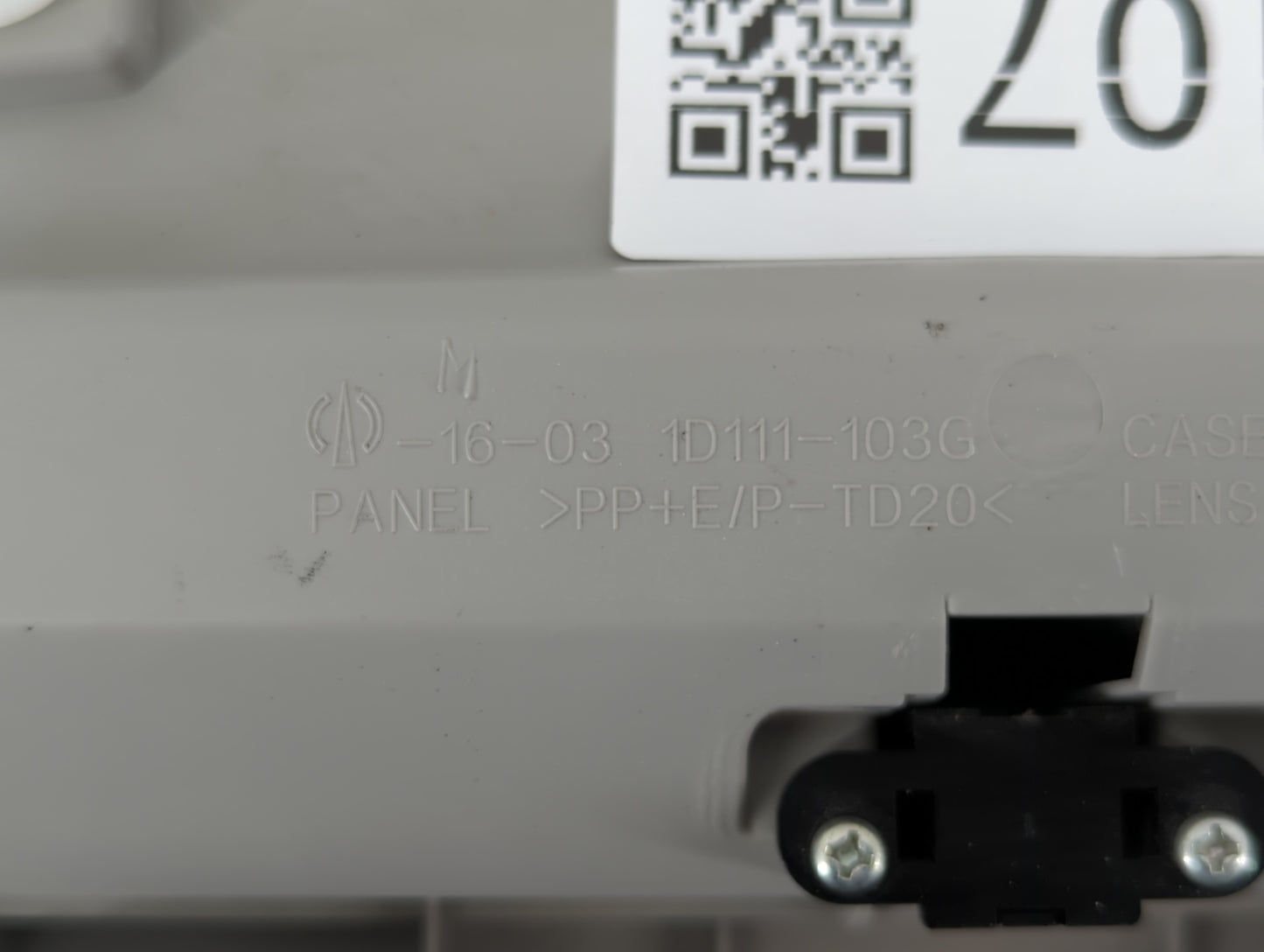 2011 Toyota Prius Overhead Roof Console - Oemusedautoparts1.com