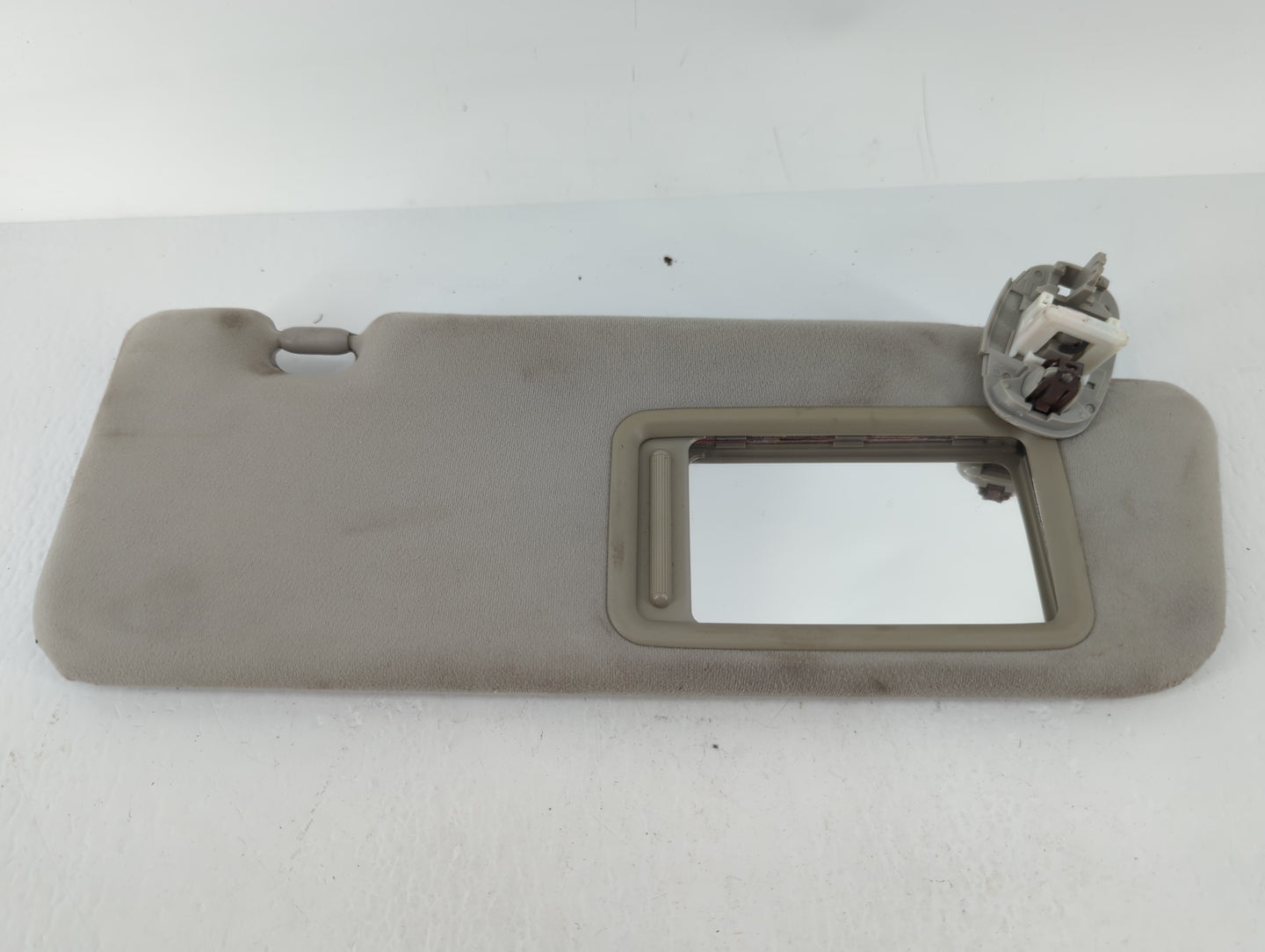 2010-2015 Toyota Prius Sun Visor Shade Replacement Passenger Right Mirror Fits Fits 2010 2011 2012 2013 2014 2015 OEM Used A