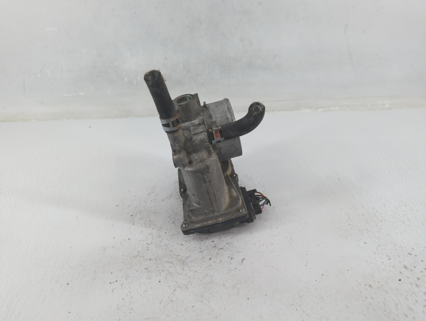 2010-2022 Toyota Prius Throttle Body P/N:22030-37060 Fits Fits 2010 2011 2012 2013 2014 2015 2016 2017 2018 2019 2020 2021 2