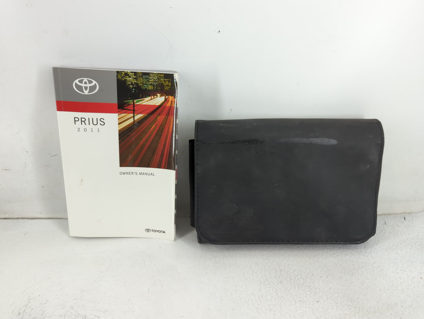2011 Toyota Prius Owners Manual Book Guide P/N:01999-47685 OEM Used Auto Parts - Oemusedautoparts1.com