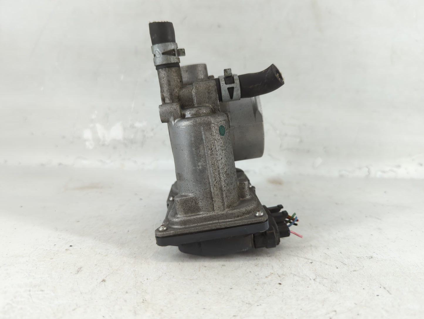 2010-2022 Toyota Prius Throttle Body P/N:22030-37060 Fits Fits 2010 2011 2012 2013 2014 2015 2016 2017 2018 2019 2020 2021 2