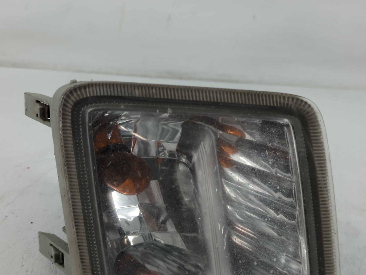 2010-2011 Toyota Prius Passenger Right Oem Front Light Lamp - Oemusedautoparts1.com