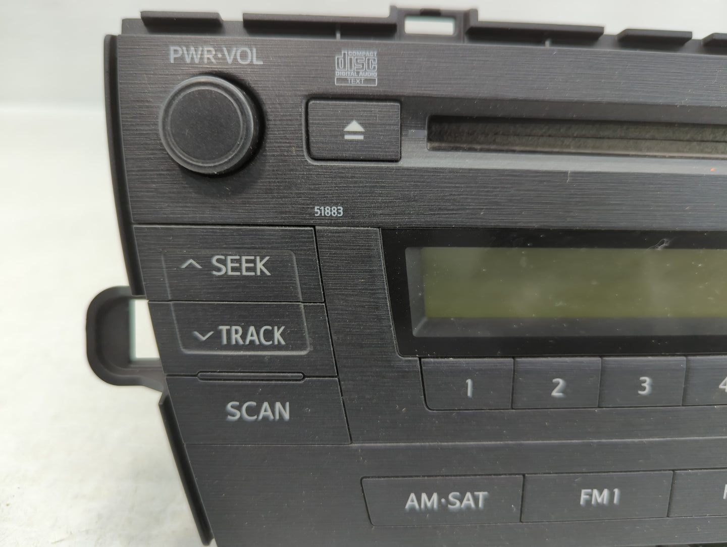2010-2011 Toyota Prius Radio AM FM Cd Player Receiver Replacement P/N:86120-47290 Fits Fits 2010 2011 OEM Used Auto Parts - 
