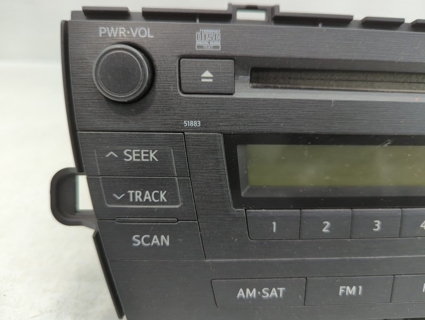 2010-2011 Toyota Prius Radio AM FM Cd Player Receiver Replacement P/N:86120-47290 Fits Fits 2010 2011 OEM Used Auto Parts - 