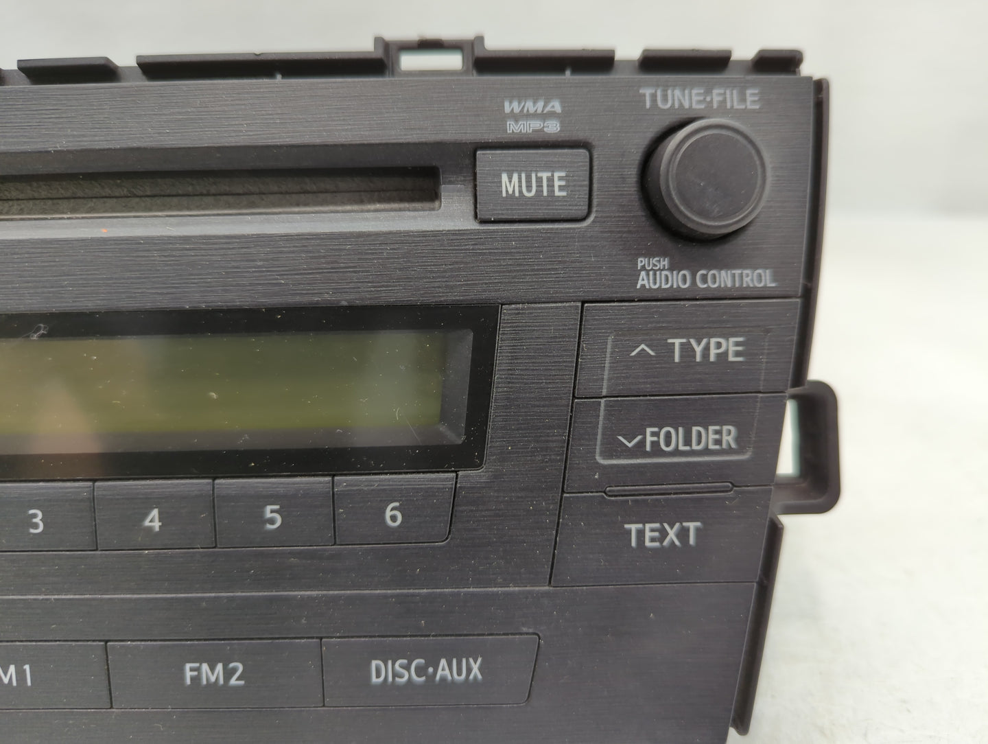 2010-2011 Toyota Prius Radio AM FM Cd Player Receiver Replacement P/N:86120-47290 Fits Fits 2010 2011 OEM Used Auto Parts - 