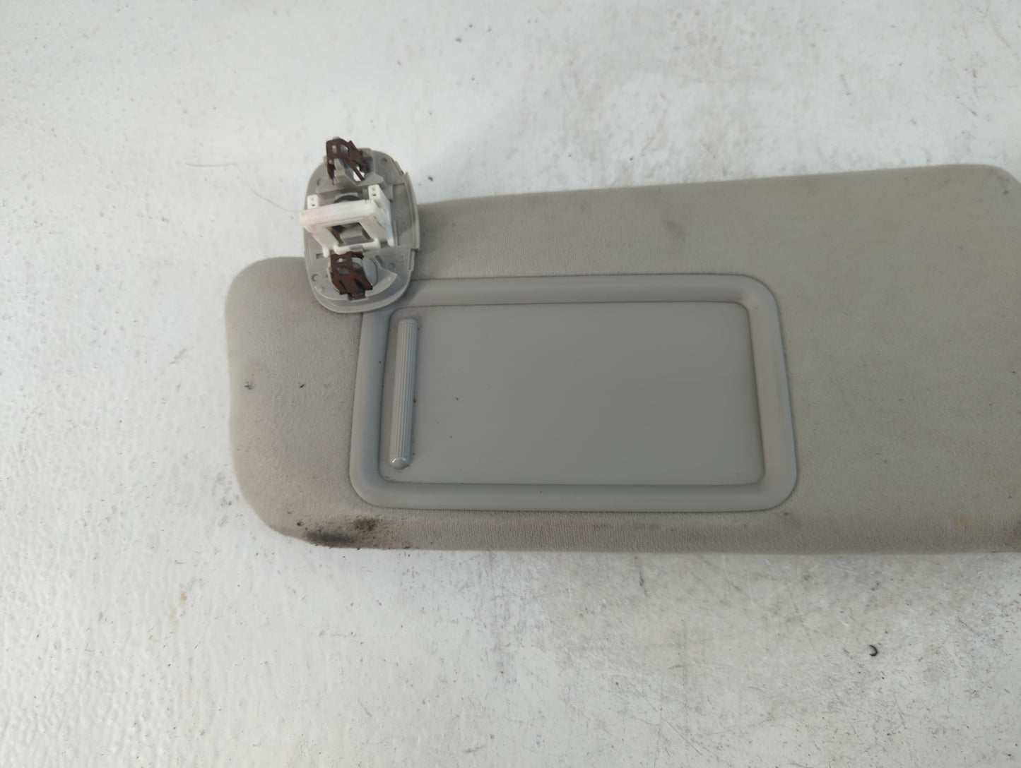 2010-2011 Toyota Prius Sun Visor Shade Replacement Driver Left Mirror Fits Fits 2010 2011 OEM Used Auto Parts - Oemusedautop