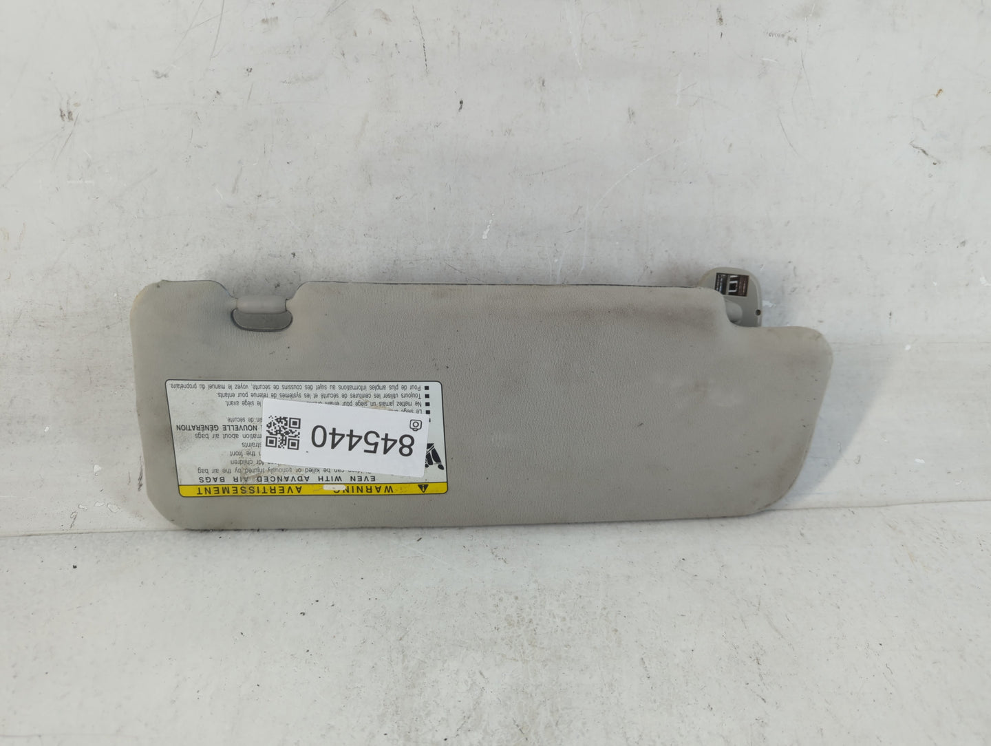 2010-2011 Toyota Prius Sun Visor Shade Replacement Driver Left Mirror Fits Fits 2010 2011 OEM Used Auto Parts - Oemusedautop